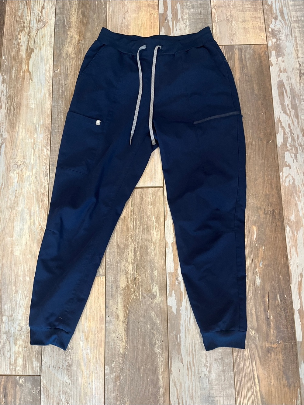 Fabletics Navy Utility Scrub Joggers with Drawstring